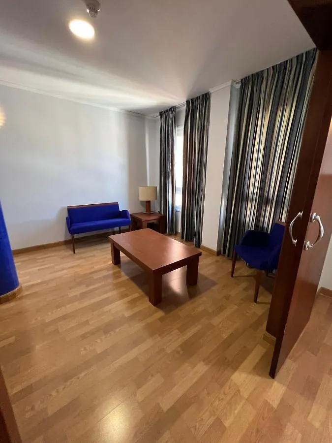 Hotel Alojamientos Cervantes Linares