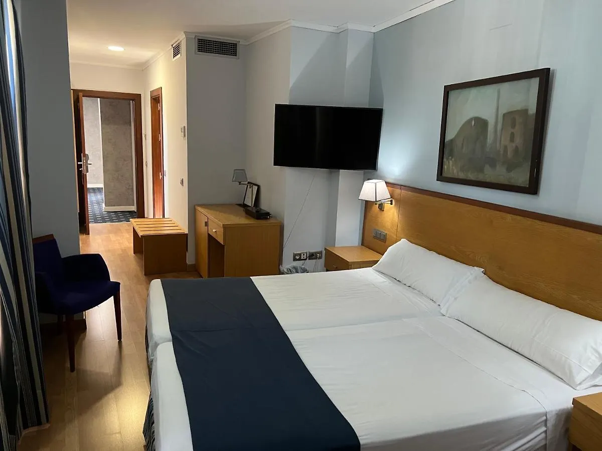 Hotel Alojamientos Cervantes Linares