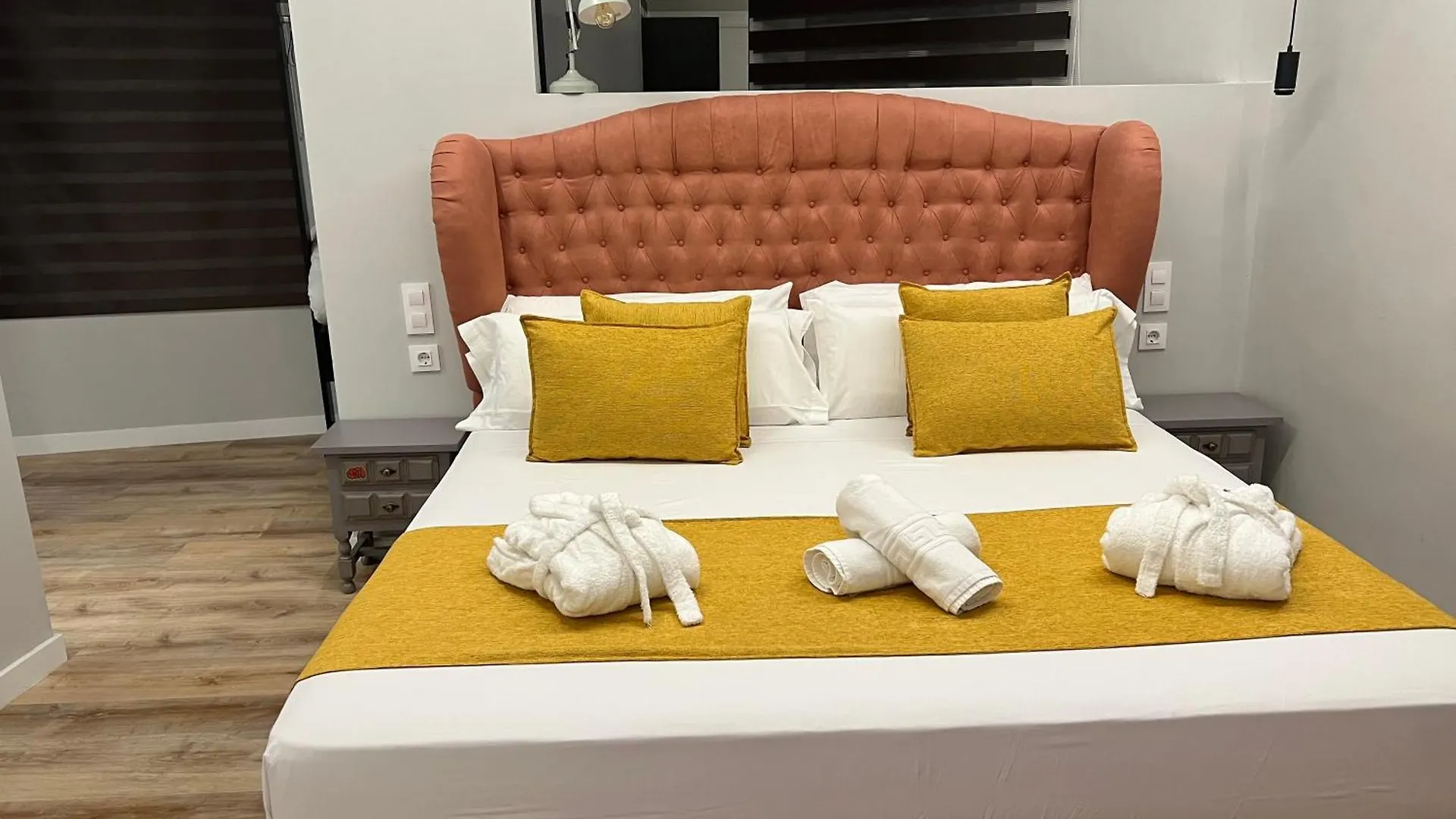 Hotel Alojamientos Cervantes Linares